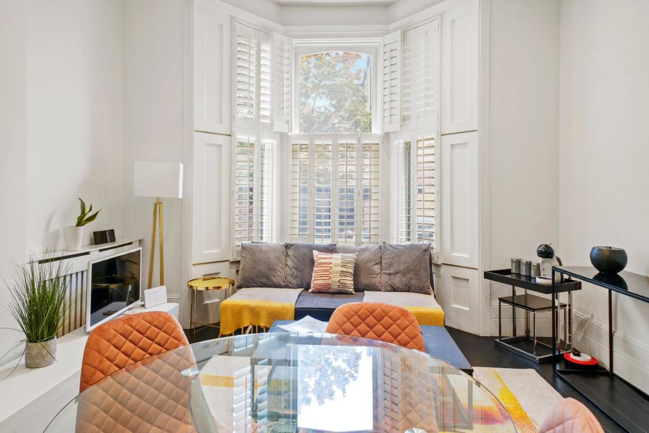 1 & 2 Bed Cosy Apartments Next To Earls Court Free Wifi لندن المظهر الخارجي الصورة